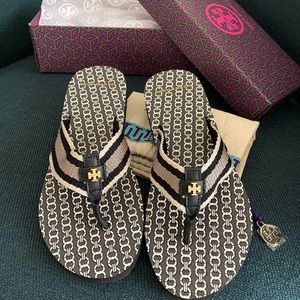 Tory Burch Gemini Link Flip Flops